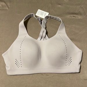 Lululemon air support running bra